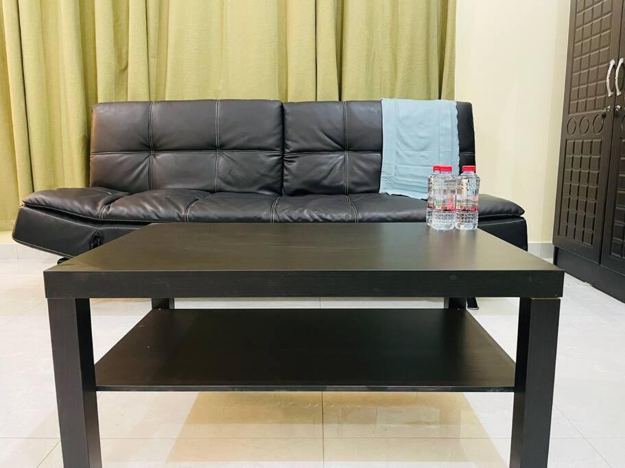 Luxury Private Studio Apartment Close To Airport Abu Dhabi Exterior photo