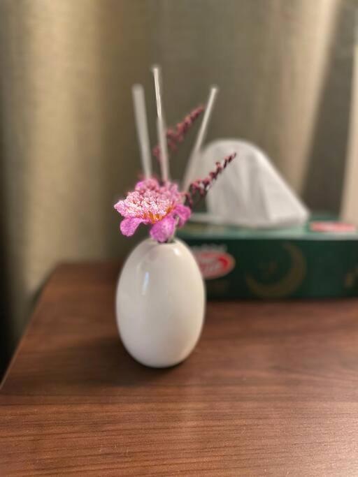 Luxury Private Studio Apartment Close To Airport Abu Dhabi Exterior photo